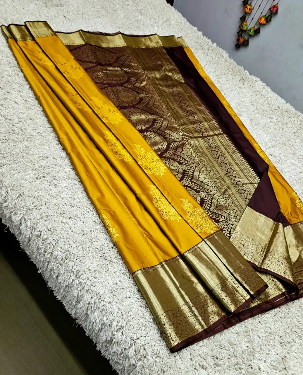 Mango Butta Korvai Border Kanchi Mixed Silk Saree